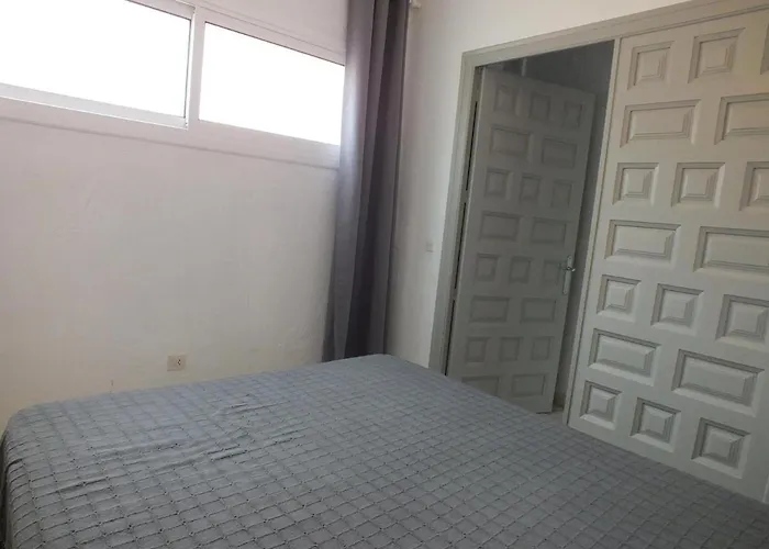Apartamento Comodo, 50M Playa, 4 Pers, Terraza, Tv, Lavadora - Es-204-32